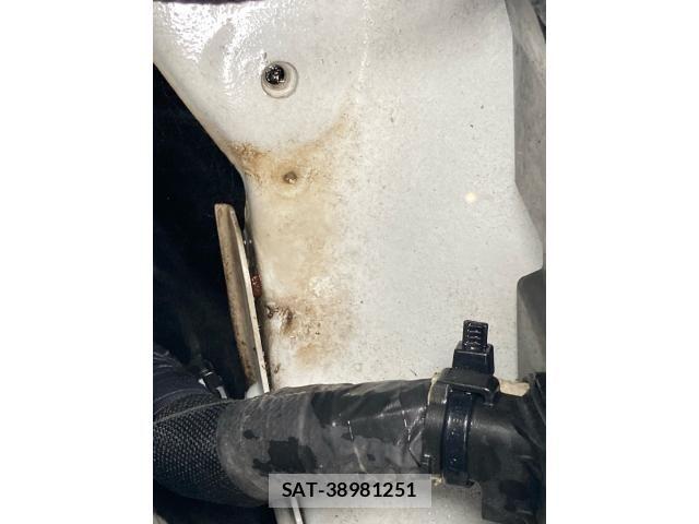 Toyota PRIUS 2011-11 8414513-2