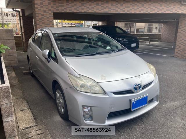 Toyota PRIUS 2009-12 8414481-1