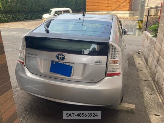 Toyota PRIUS 2009-12 8414481-4