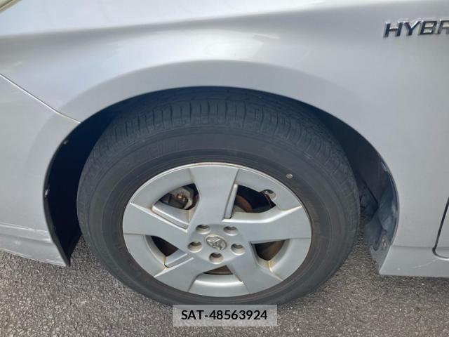 Toyota PRIUS 2009-12 8414481-8