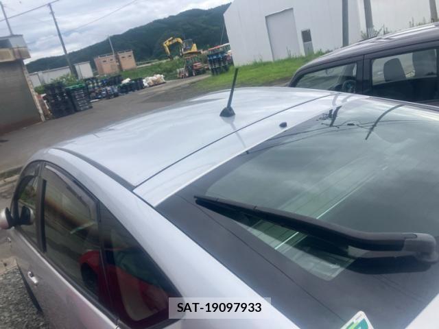 Toyota PRIUS 2009-09 8414468-6
