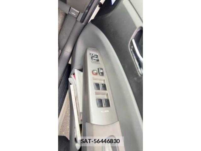 Toyota PRIUS 2005-04 8414487-11