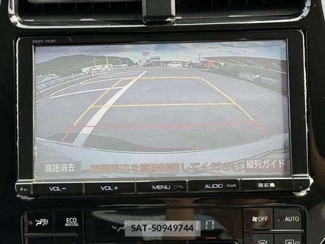 Toyota PRIUS 2017-01 8414432-4