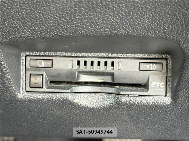 Toyota PRIUS 2017-01 8414432-5