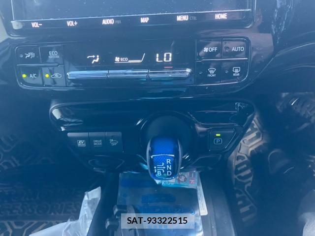 Toyota PRIUS 2019-04 8414417-14