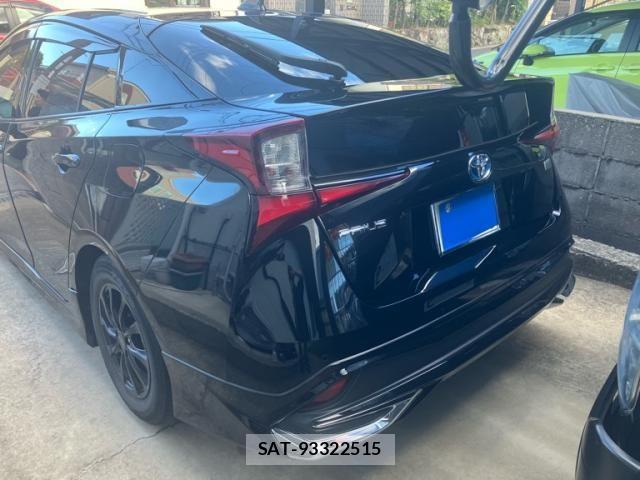 Toyota PRIUS 2019-04 8414417-3