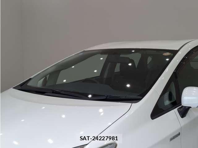 Toyota PRIUS 2011-10 8414459-21