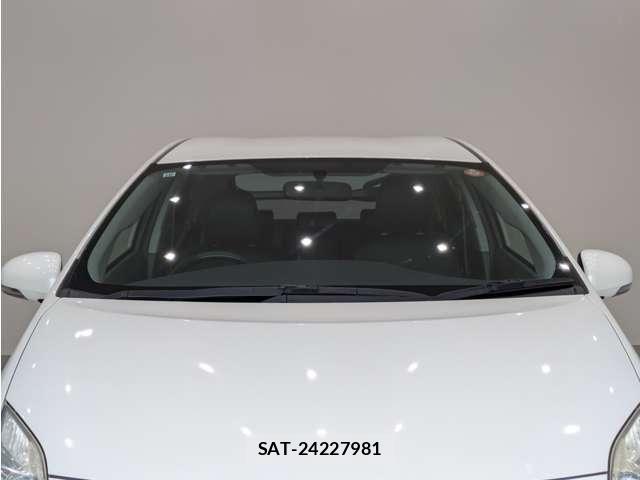 Toyota PRIUS 2011-10 8414459-25