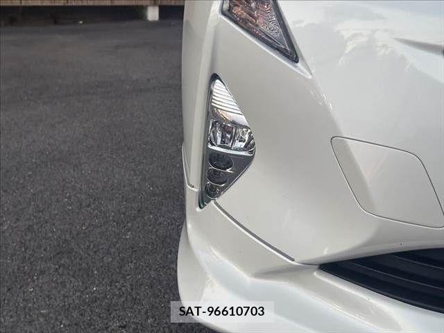 Toyota PRIUS 2017-09 8414420-24