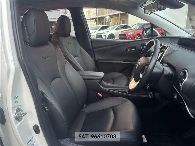 Toyota PRIUS 2017-09 8414420-7