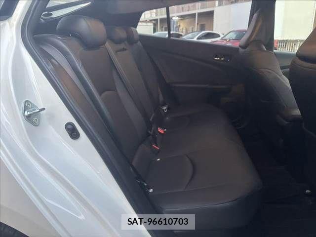 Toyota PRIUS 2017-09 8414420-8