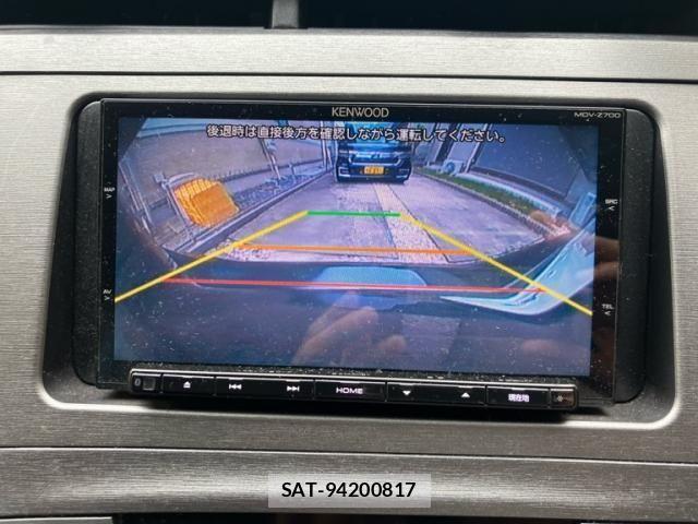 Toyota PRIUS 2013-04 8414466-22