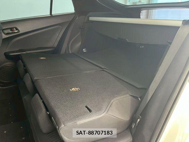 Toyota PRIUS 2020-04 8414418-13