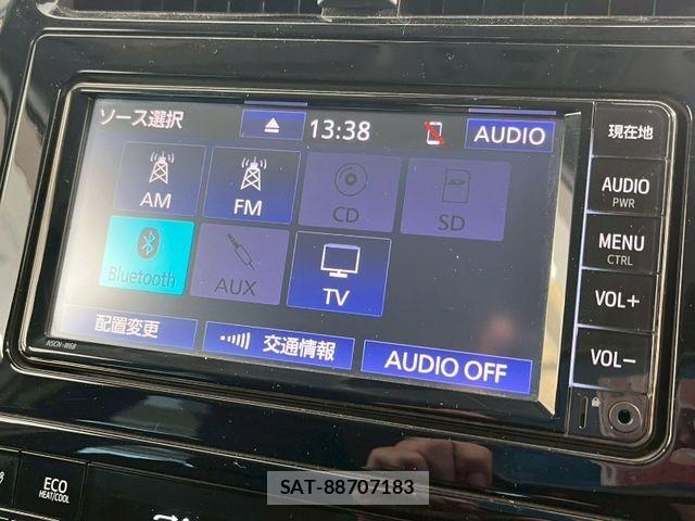 Toyota PRIUS 2020-04 8414418-17