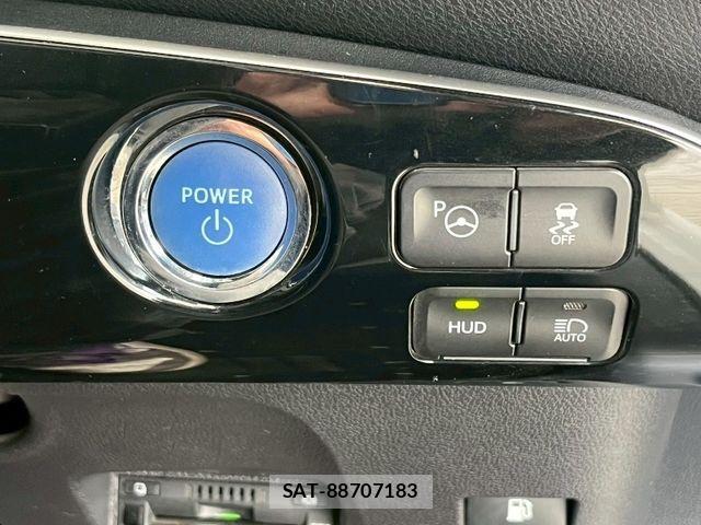 Toyota PRIUS 2020-04 8414418-23