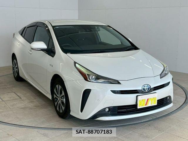 Toyota PRIUS 2020-04 8414418-3