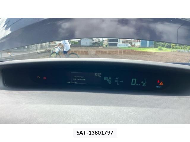 Toyota PRIUS 2012-07 8414519-10