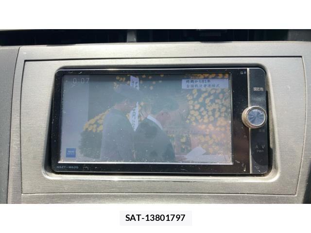 Toyota PRIUS 2012-07 8414519-14