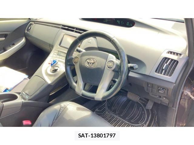Toyota PRIUS 2012-07 8414519-8