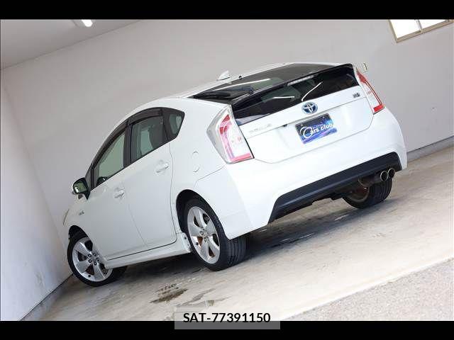 Toyota PRIUS 2012-02 8414434-10
