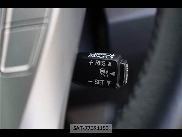 Toyota PRIUS 2012-02 8414434-15