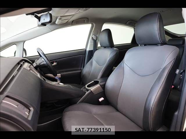 Toyota PRIUS 2012-02 8414434-17