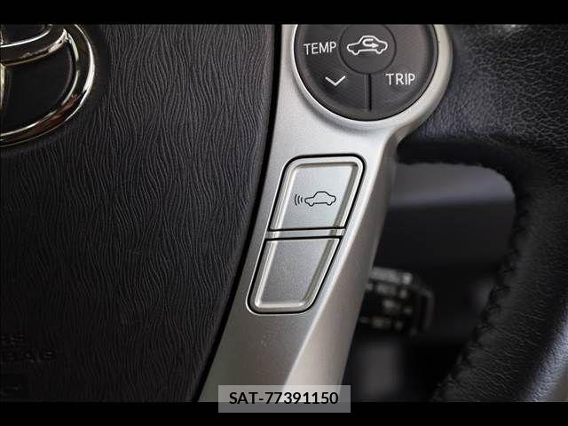 Toyota PRIUS 2012-02 8414434-4