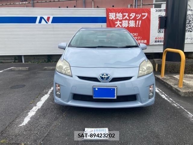 Toyota PRIUS 2010-06 8414477-1