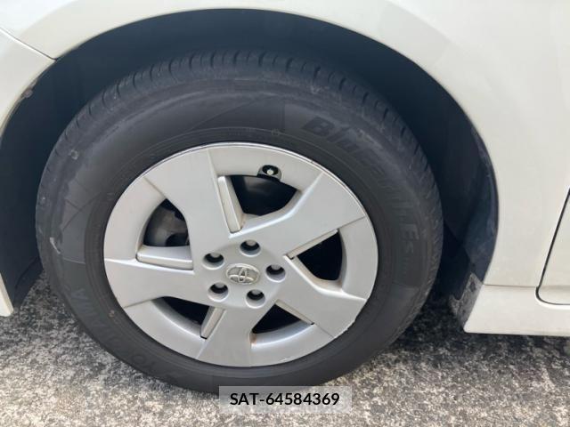 Toyota PRIUS 2011-08 8414506-6