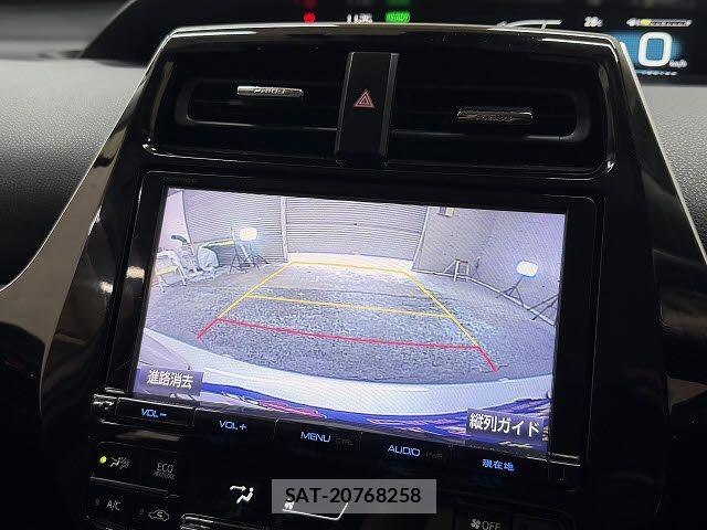 Toyota PRIUS 2017-09 8414426-11