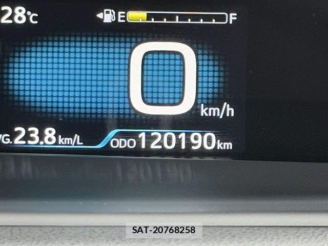 Toyota PRIUS 2017-09 8414426-21