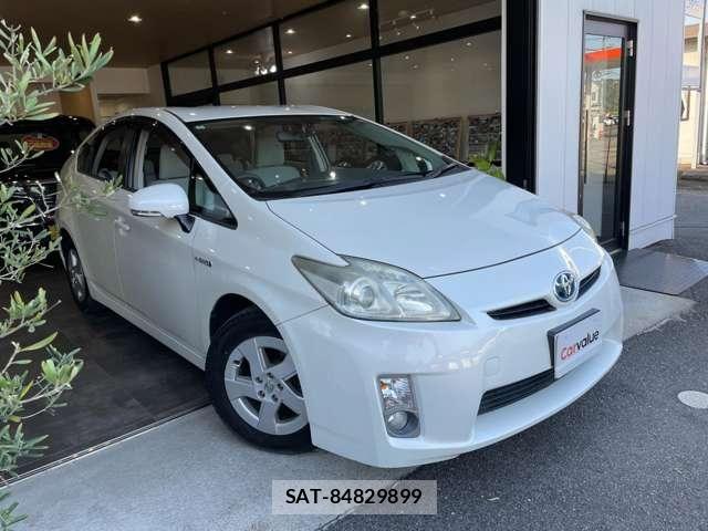 Toyota PRIUS 2010-05 8438741-17