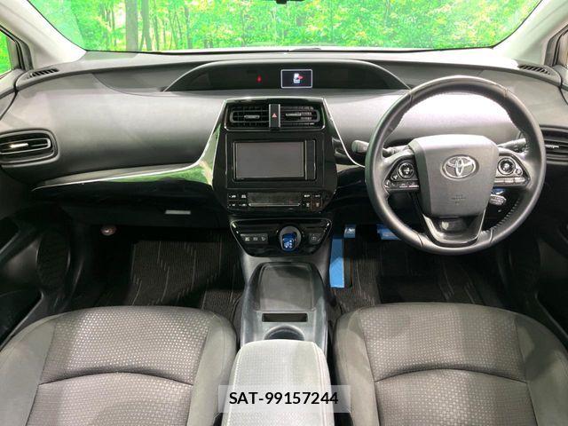 Toyota PRIUS 2019-05 8438732-1