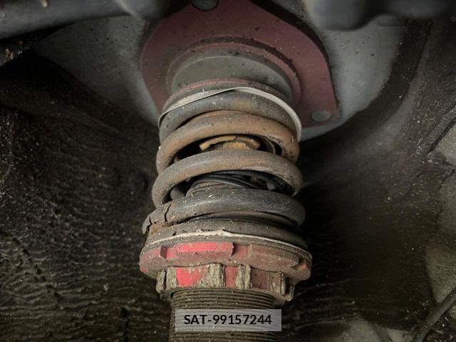 Toyota PRIUS 2019-05 8438732-19