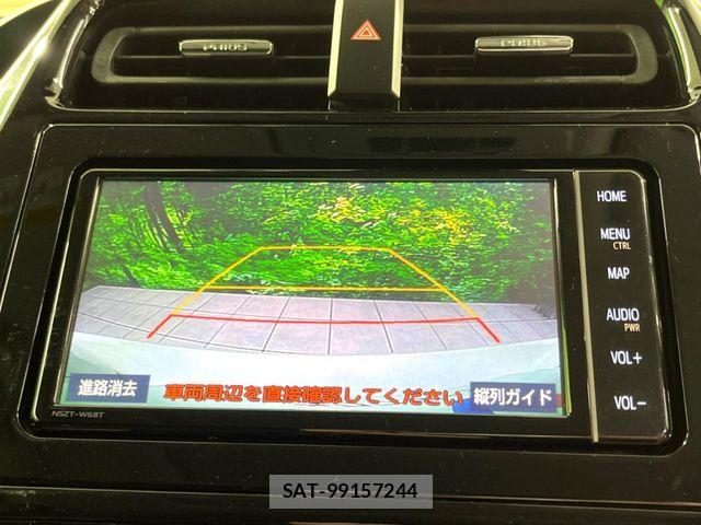 Toyota PRIUS 2019-05 8438732-5