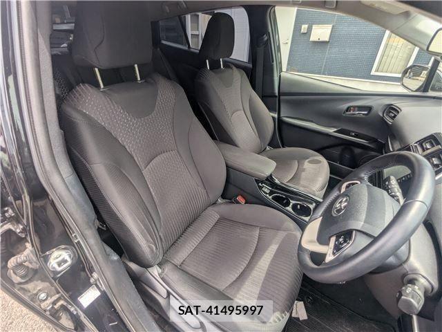 Toyota PRIUS 2018-06 8438737-9