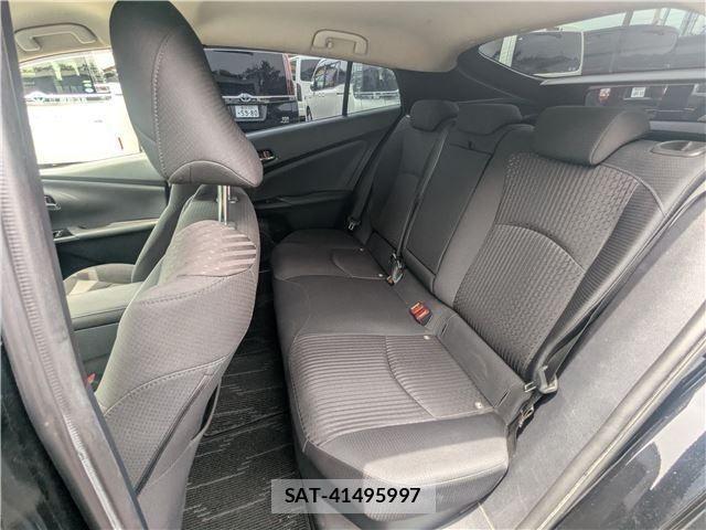 Toyota PRIUS 2018-06 8438737-12