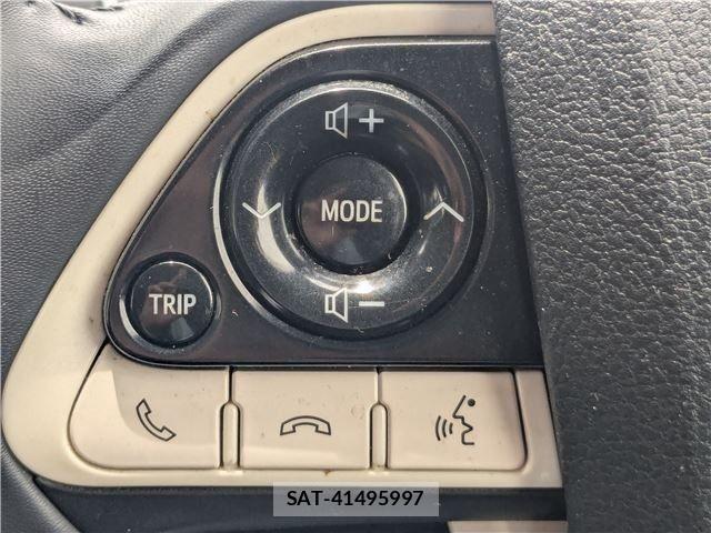 Toyota PRIUS 2018-06 8438737-13