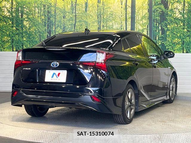 Toyota PRIUS 2019-10 8438724-16