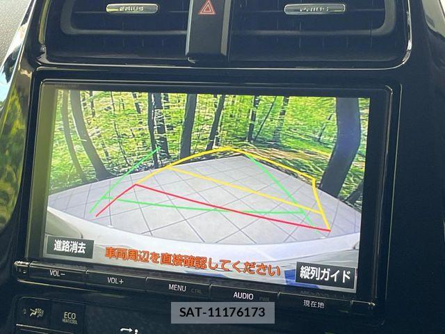 Toyota PRIUS 2018-02 8438733-4