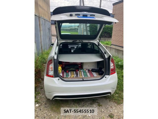 Toyota PRIUS 2012-01 8438740-4