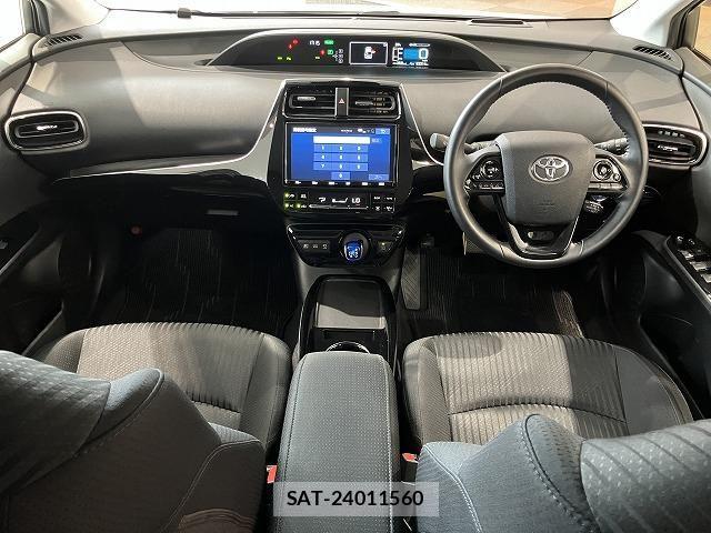 Toyota PRIUS 2020-03 8438730-1