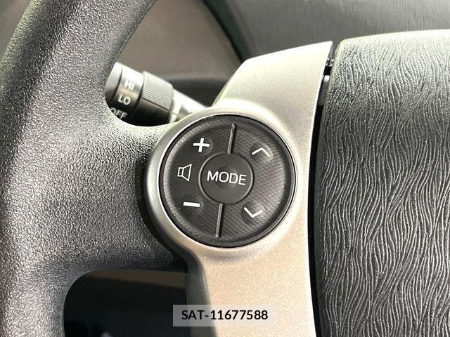 Toyota PRIUS 2014-03 8438736-5