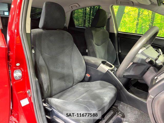 Toyota PRIUS 2014-03 8438736-7