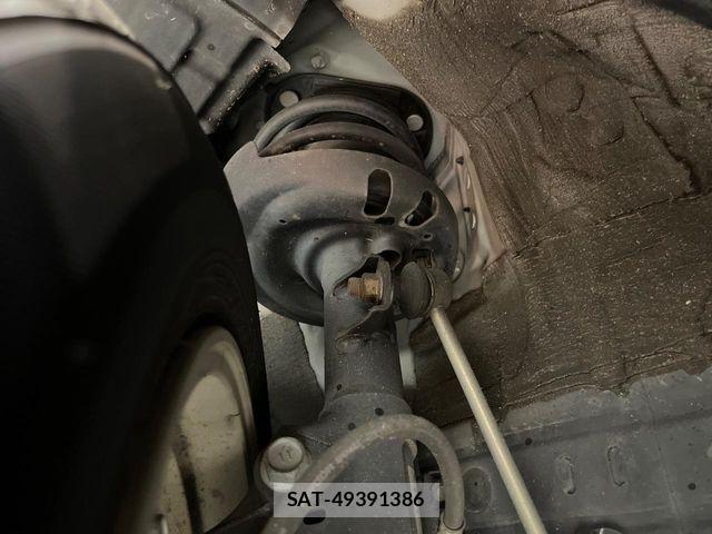 Toyota PRIUS 2019-07 8438731-19