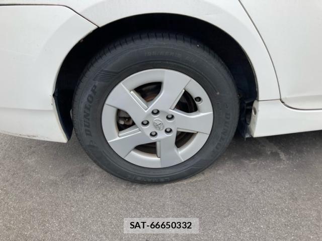 Toyota PRIUS 2011-09 8438742-6