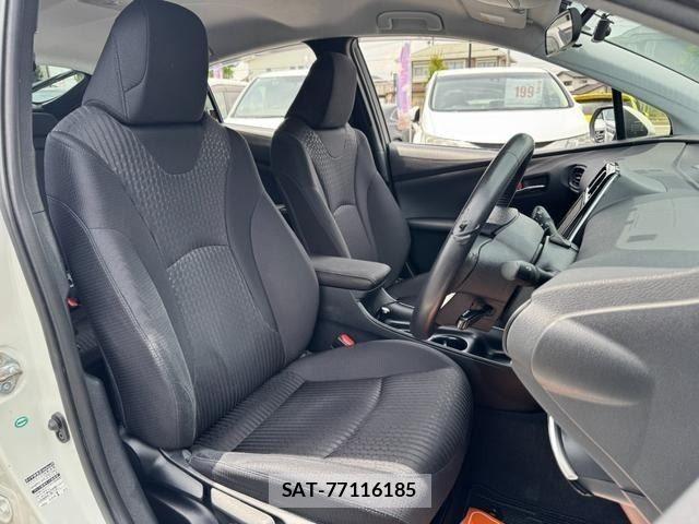 Toyota PRIUS 2016-09 8438538-10