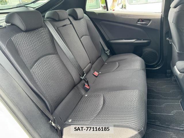 Toyota PRIUS 2016-09 8438538-11