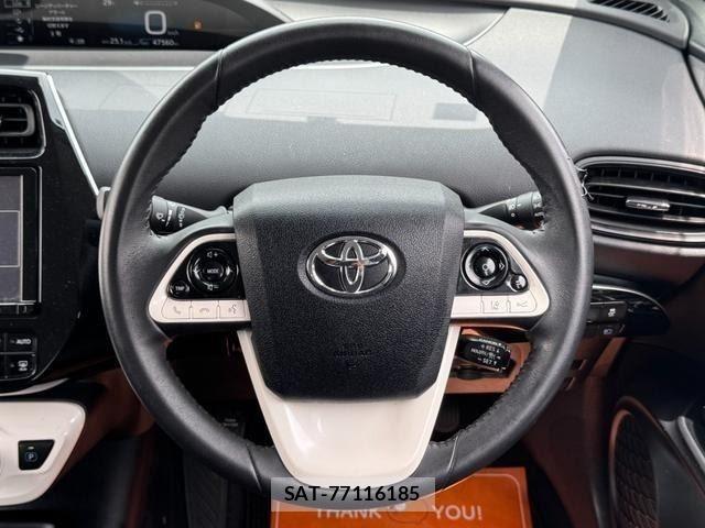 Toyota PRIUS 2016-09 8438538-13