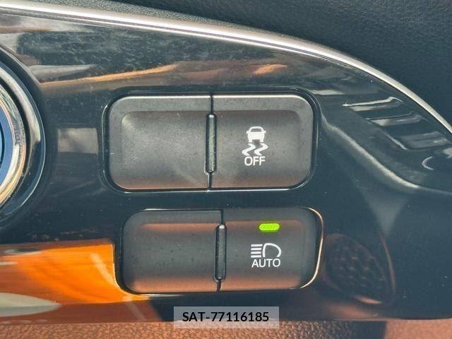 Toyota PRIUS 2016-09 8438538-27